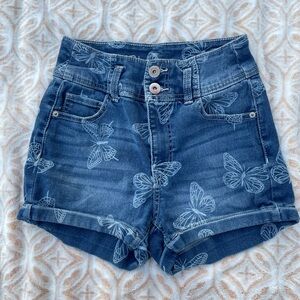 No Boundaries High Rise Juniors' Butterfly 2 Button Corset Shorts Size 7